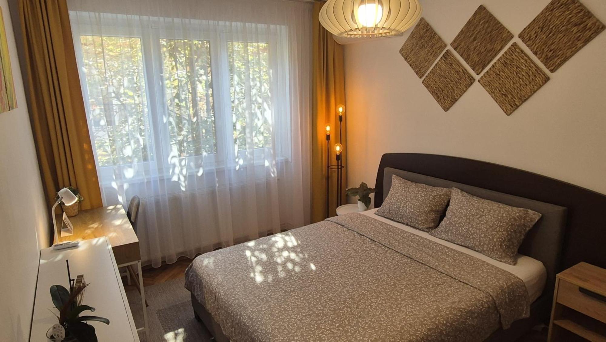 Tusmorez Central Apartment Тыргу-Муреш Экстерьер фото